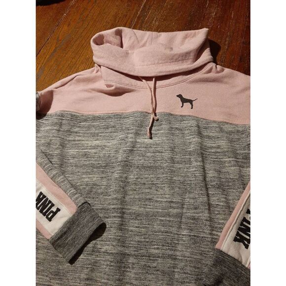 Small Pink Victorias Secret Pink Grey Long Sleeve Pullover Sweatshirt Cowl Neck - Picture 2 of 5